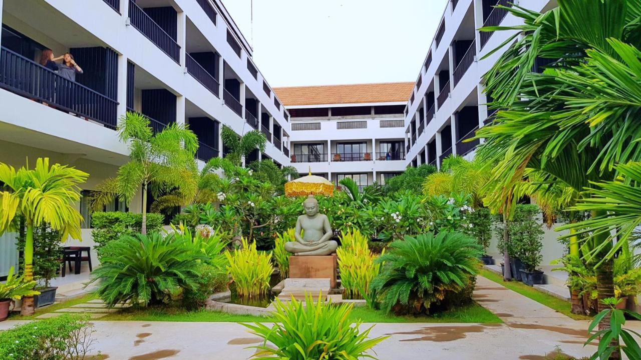 New Riverside Hotel Siem Reap Exterior foto