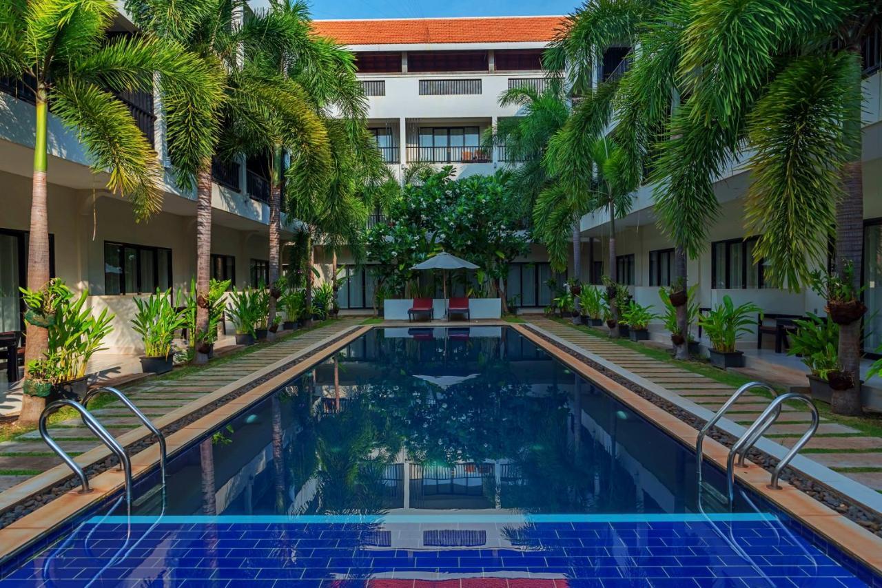 New Riverside Hotel Siem Reap Exterior foto