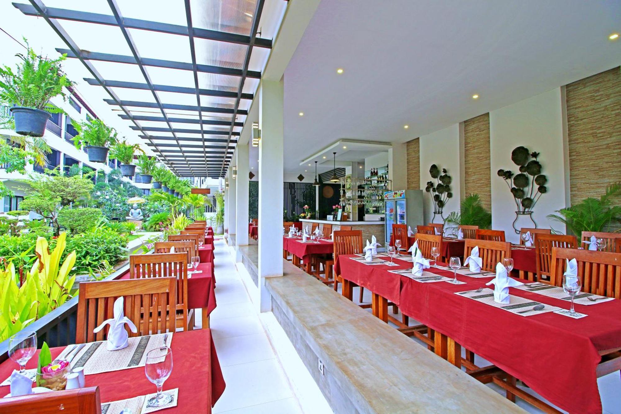 New Riverside Hotel Siem Reap Exterior foto