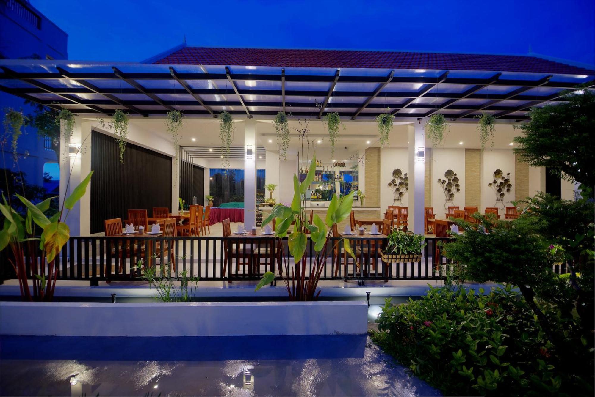 New Riverside Hotel Siem Reap Exterior foto